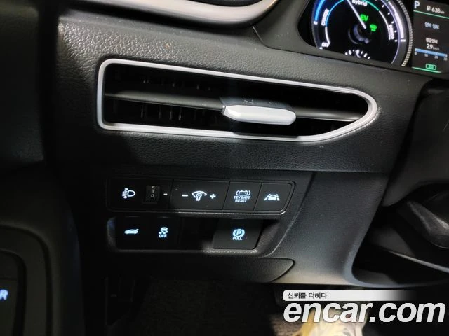 Hyundai Sonata, снимка 17 - Автомобили и джипове - 56082377