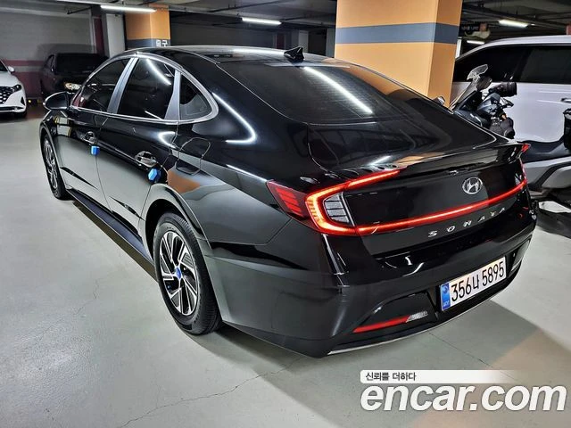 Hyundai Sonata, снимка 3 - Автомобили и джипове - 56082377