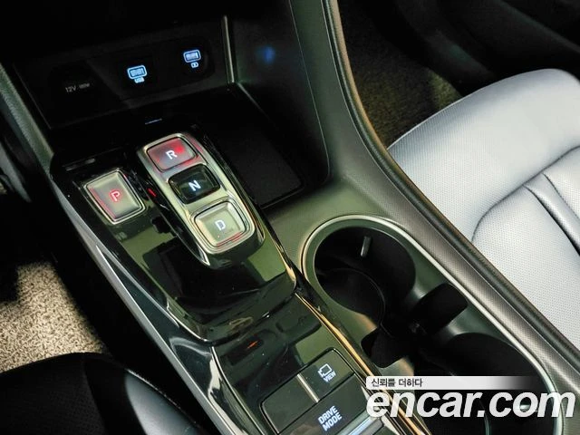 Hyundai Sonata, снимка 15 - Автомобили и джипове - 56082377