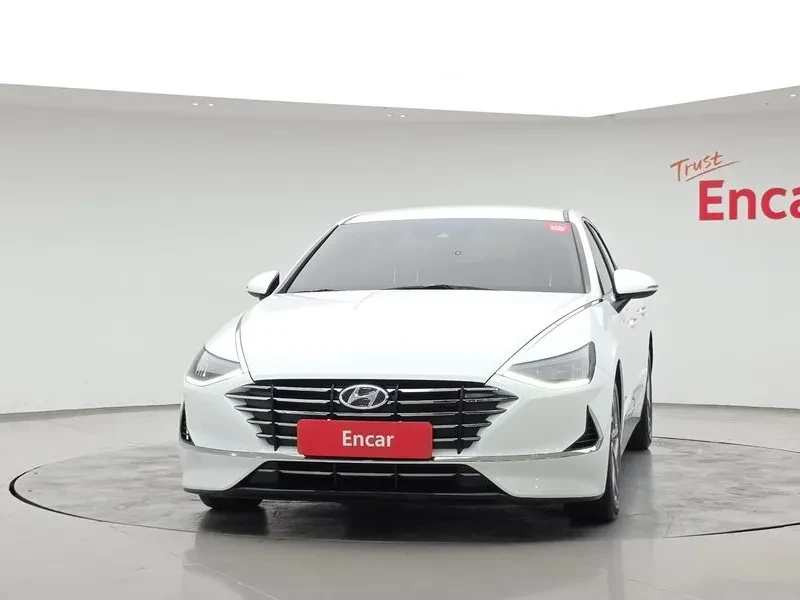 Hyundai Sonata 2.0 Premium, снимка 3 - Автомобили и джипове - 56130557