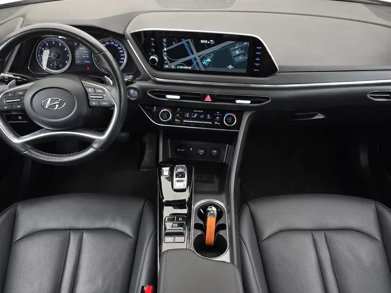 Hyundai Sonata 2.0 Premium, снимка 7 - Автомобили и джипове - 56130557