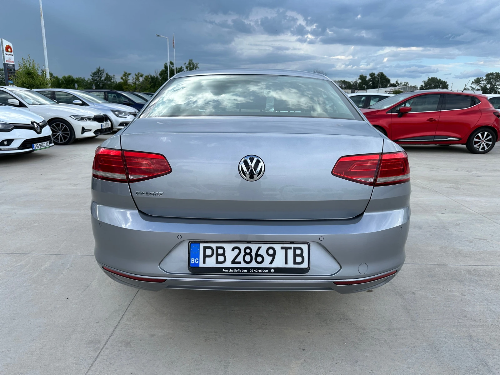 VW Passat В-Гаранция-Business-2.0TDI-А/Т-150кс. - изображение 4