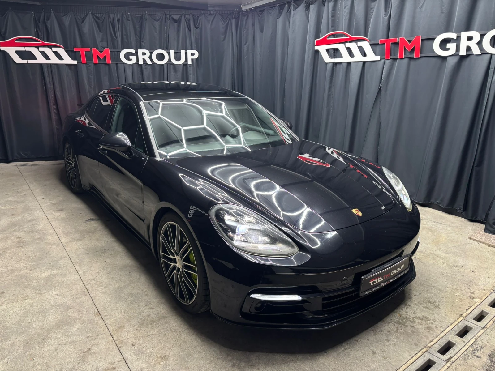 Porsche Panamera 4 E-Hybrid * Sport design* CHRONO* PANO* Dis* FACE - изображение 4