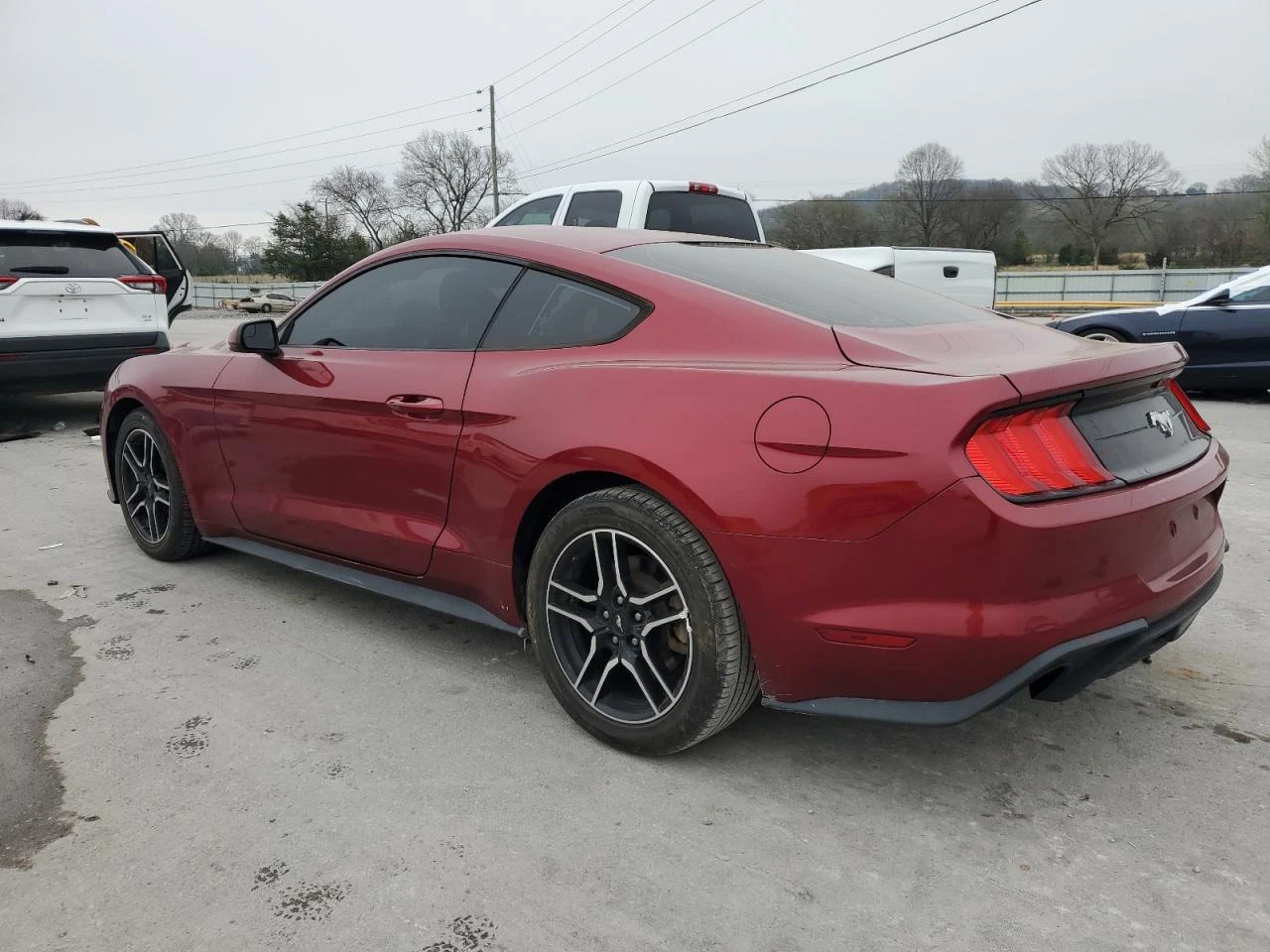 Ford Mustang FASTBACK* РЕАЛЕН ПРОБЕГ - изображение 4