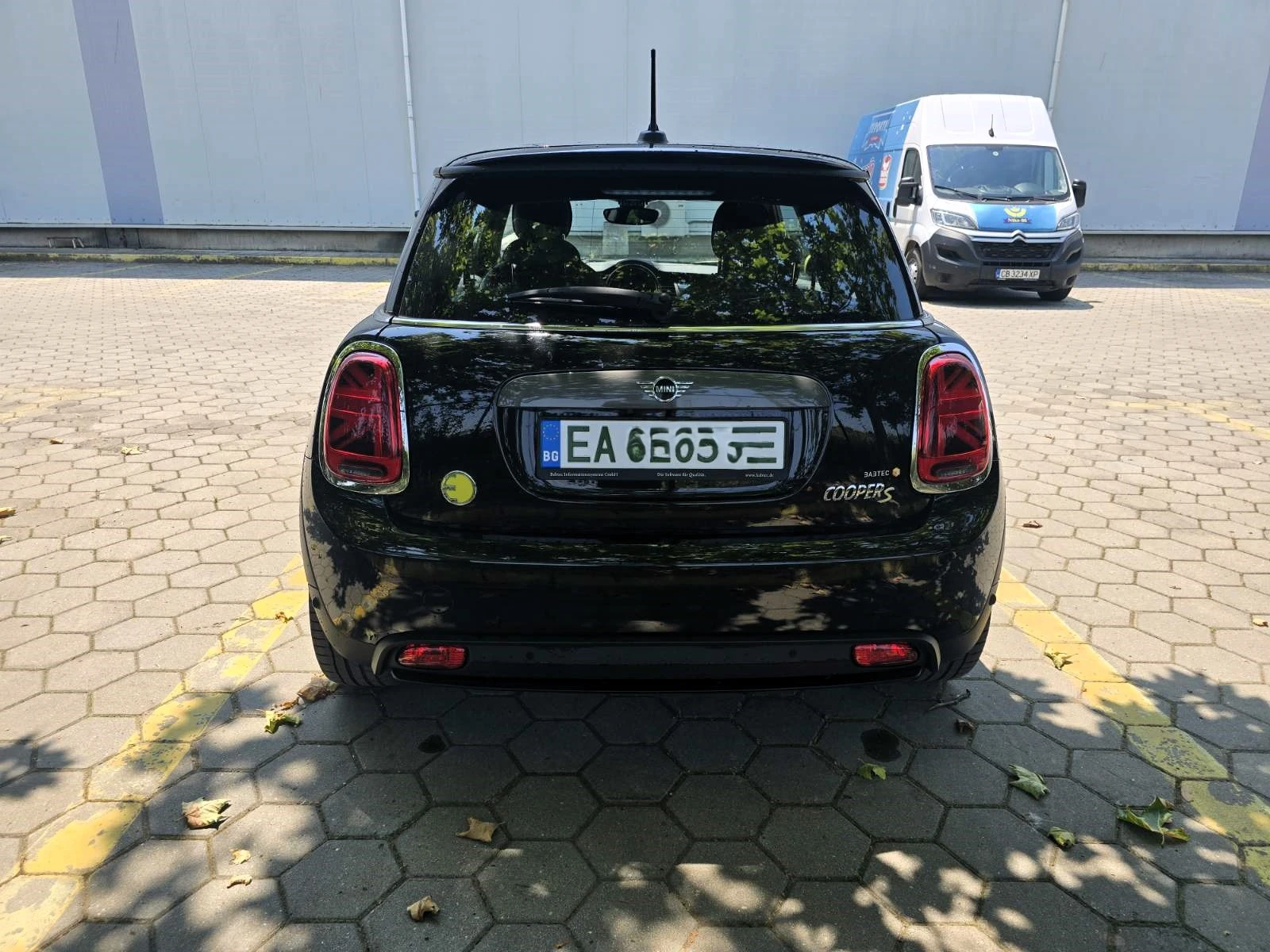 Mini Cooper SE XL - изображение 6