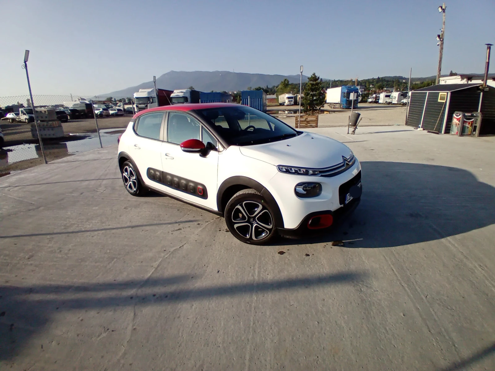 Citroen C3 1.2 pure tech - изображение 4