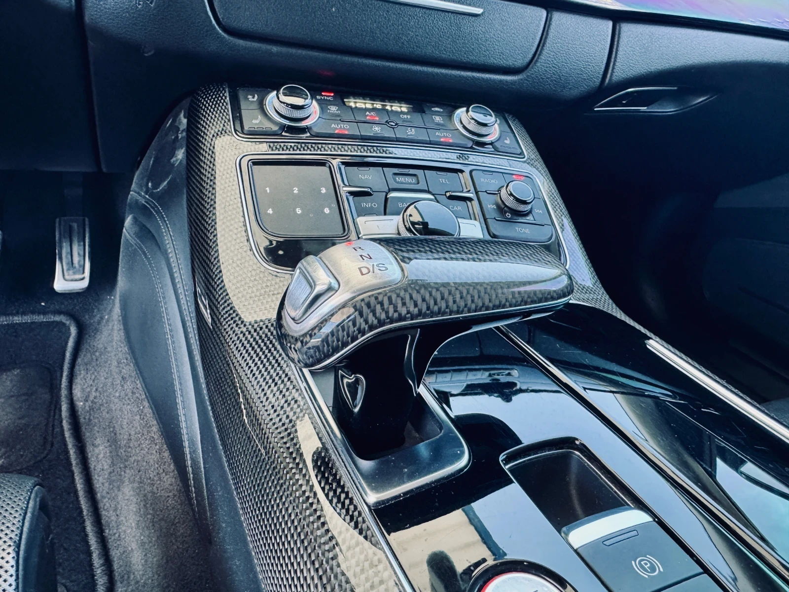 Audi A8 L 3.0 TFSI Supercharger Full Carbon | Mobile.bg — изображение 13