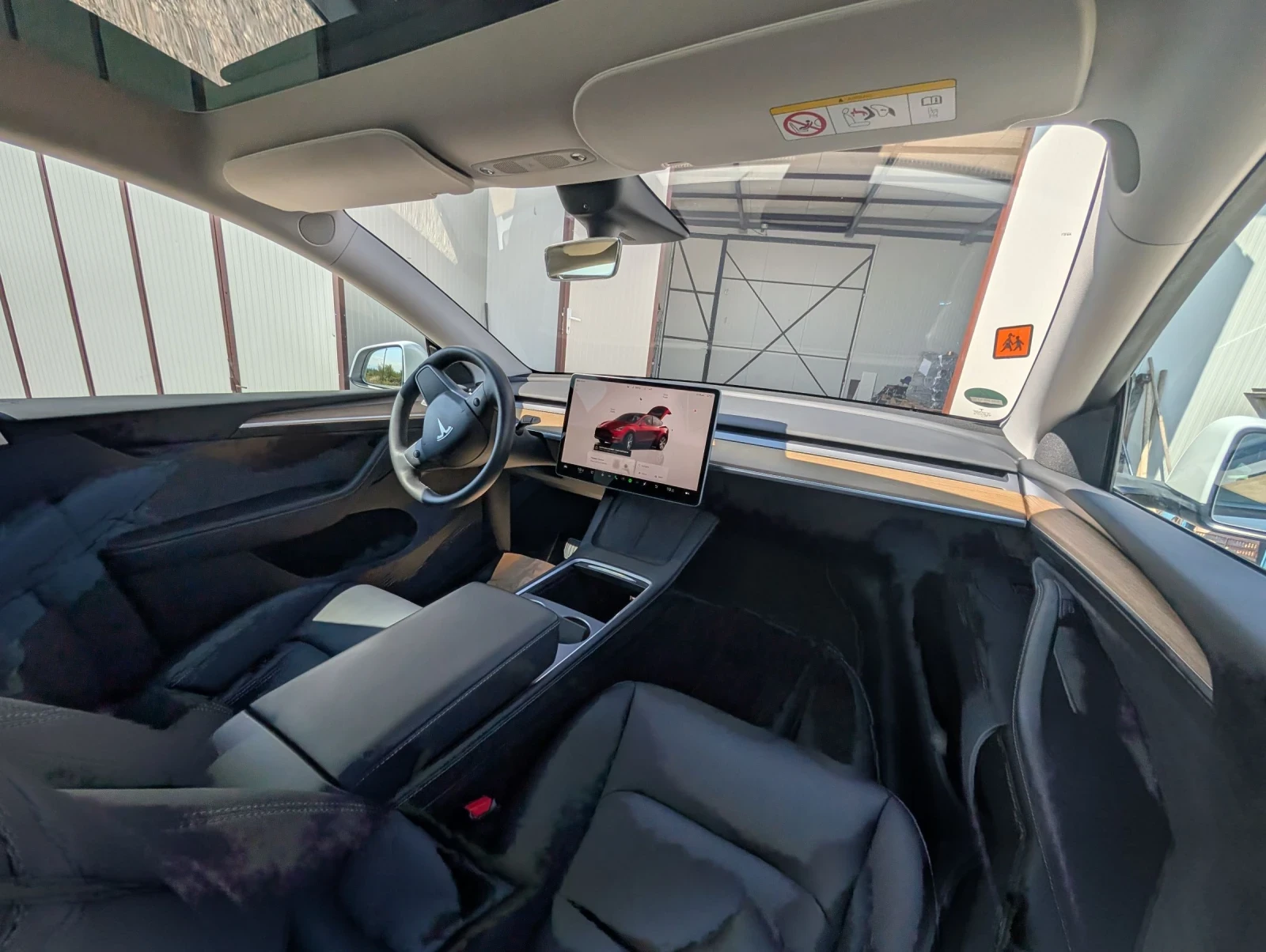 Tesla Model Y LR AWD - изображение 7