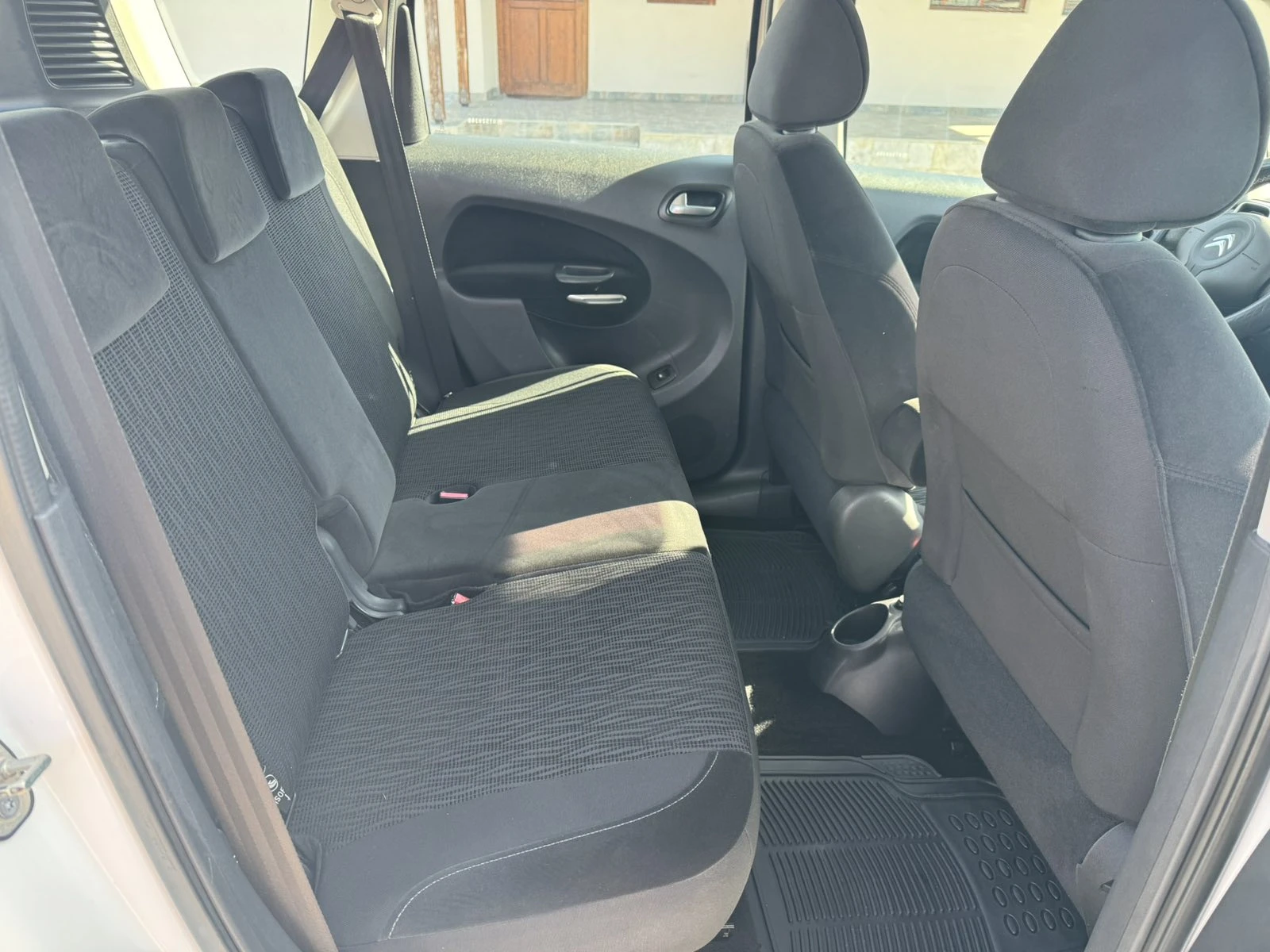 Citroen C3 Picasso 1.6HDI | Mobile.bg � ����������� 12