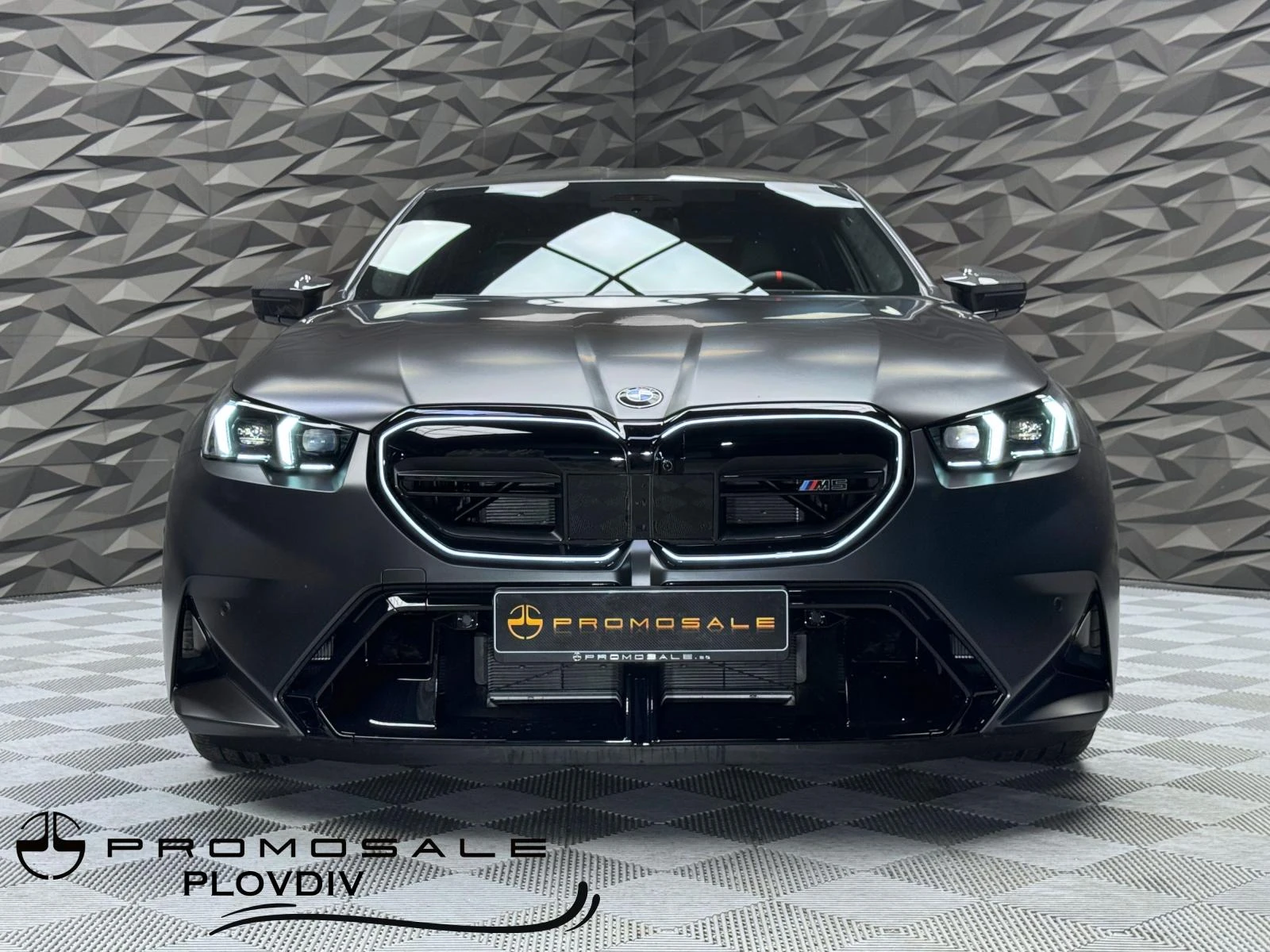 BMW M5 G90 Ceramic* B&W* Carbon* Ultimate Package - изображение 2