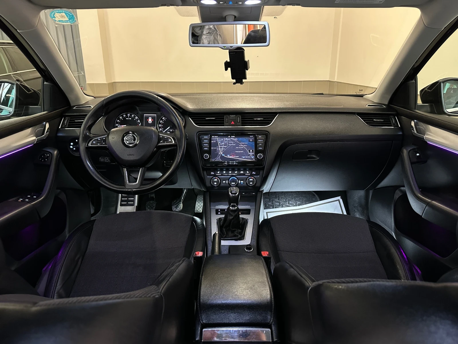 Skoda Octavia 2.00D/150/AMBIENT/360/Full* LED/КОЖА/FULL/Обслужен, снимка 9 - Автомобили и джипове - 54060770