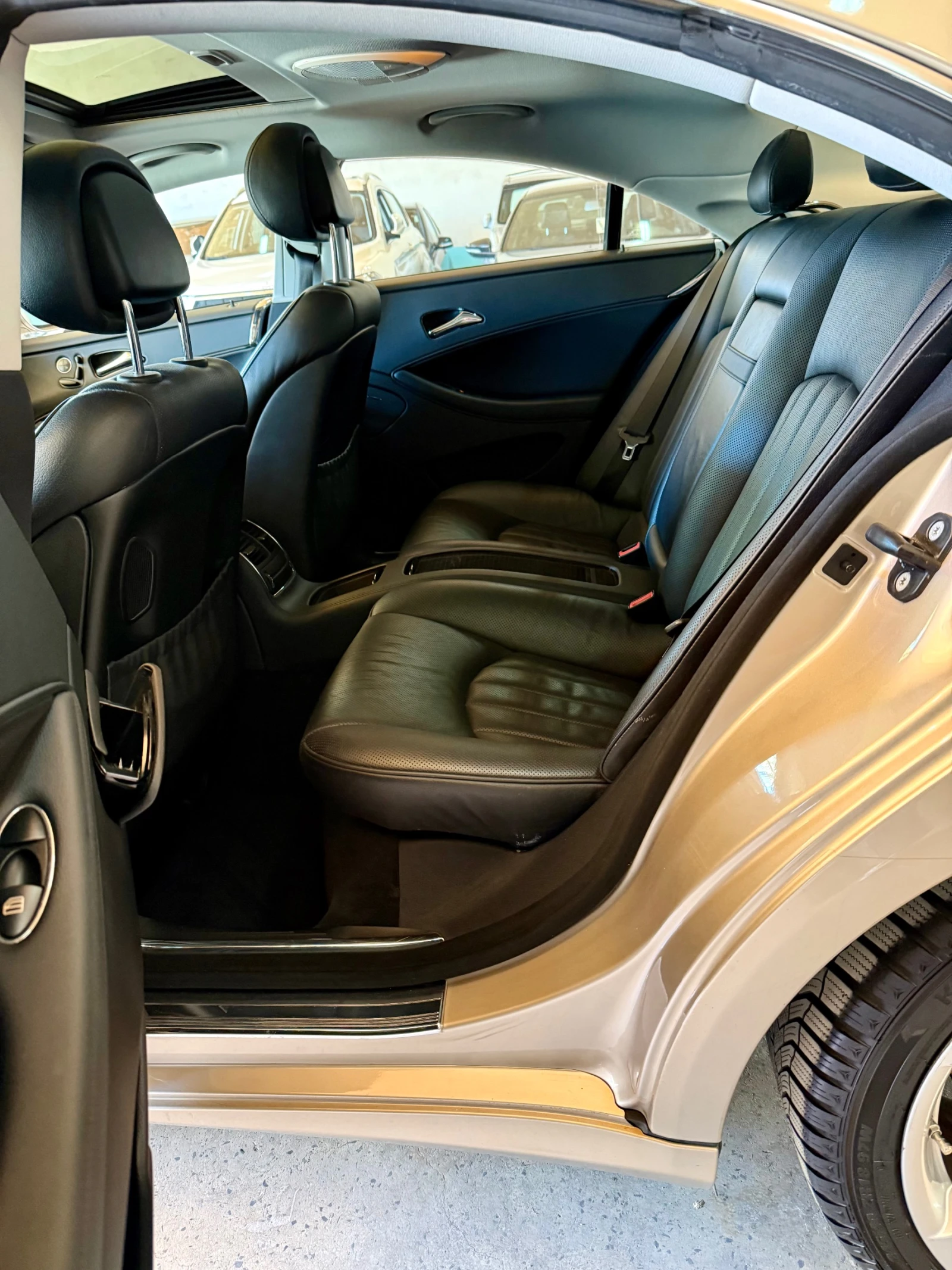 Mercedes-Benz CLS 350 3.5 V6 272 �.�.������� ������ ������ ��� ��������� | Mobile.bg � ����������� 15