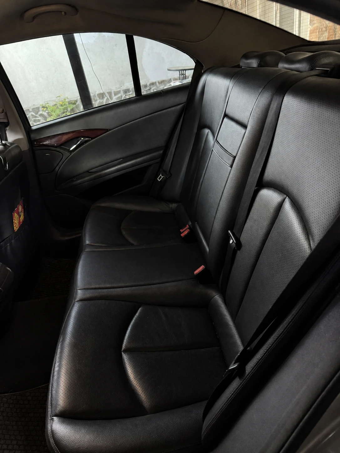 Mercedes-Benz E 220 CDI, снимка 8 - Автомобили и джипове - 54381796