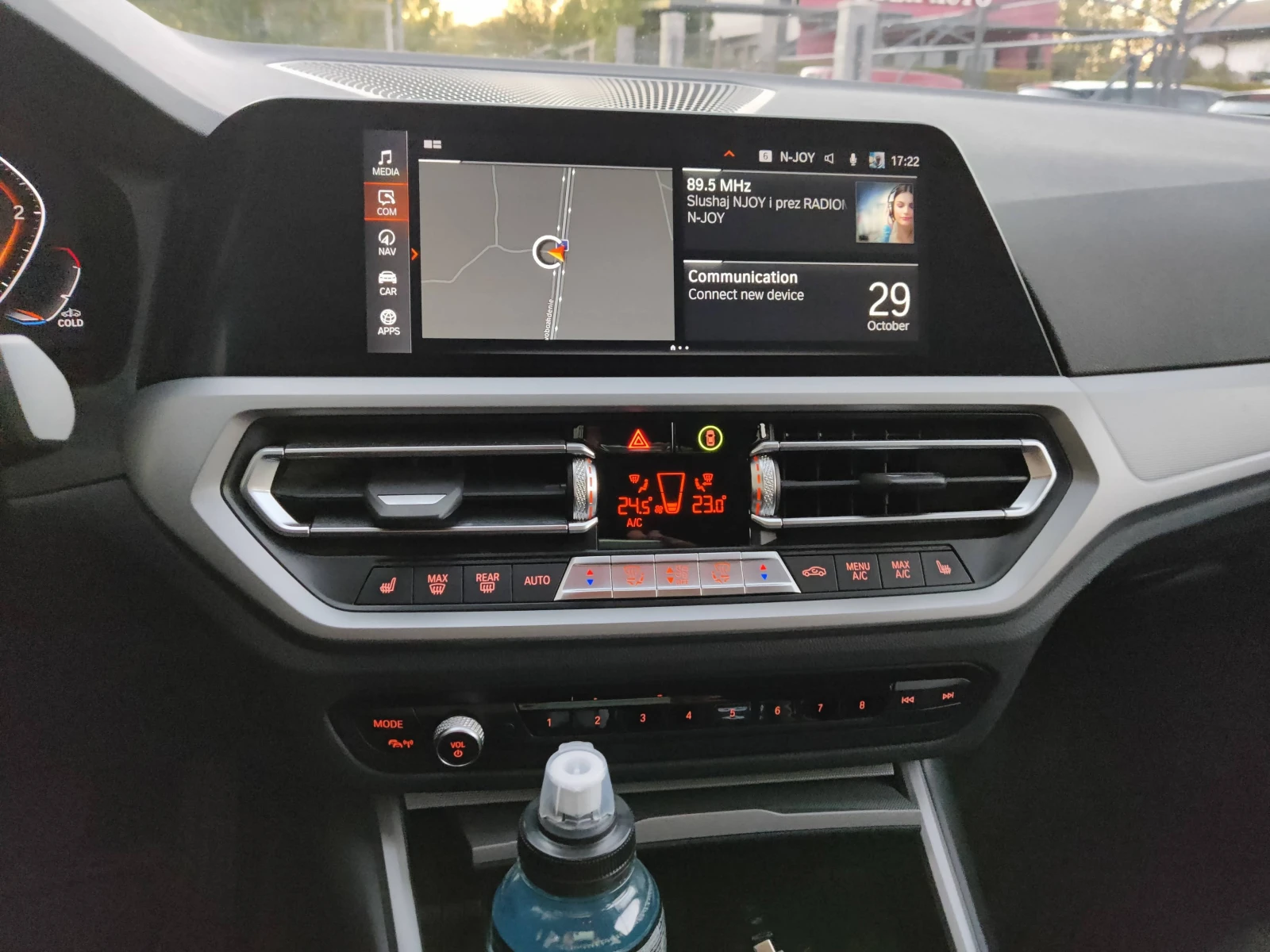 BMW 320 x-Drive, снимка 10 - Автомобили и джипове - 54464044