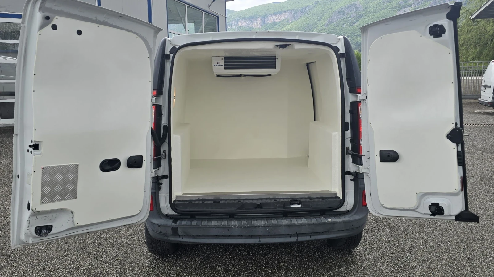 Renault Kangoo 1.5dci ХЛАДИЛЕН , снимка 10 - Автомобили и джипове - 54489089