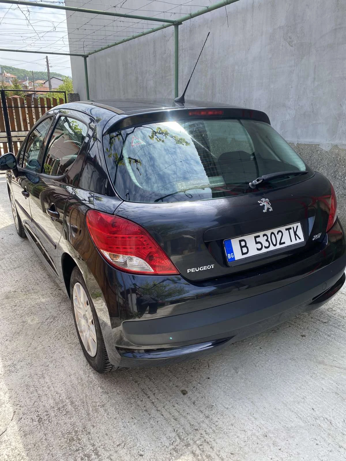 Peugeot 207 1.4, снимка 5 - Автомобили и джипове - 54533845
