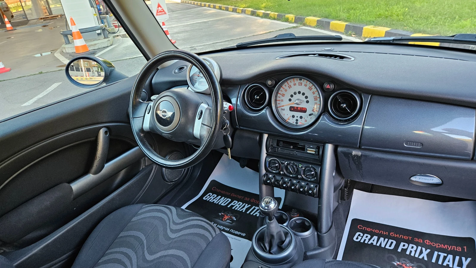 Mini Cooper 1.6 KLIMATIK/ITALI, снимка 11 - Автомобили и джипове - 55681212