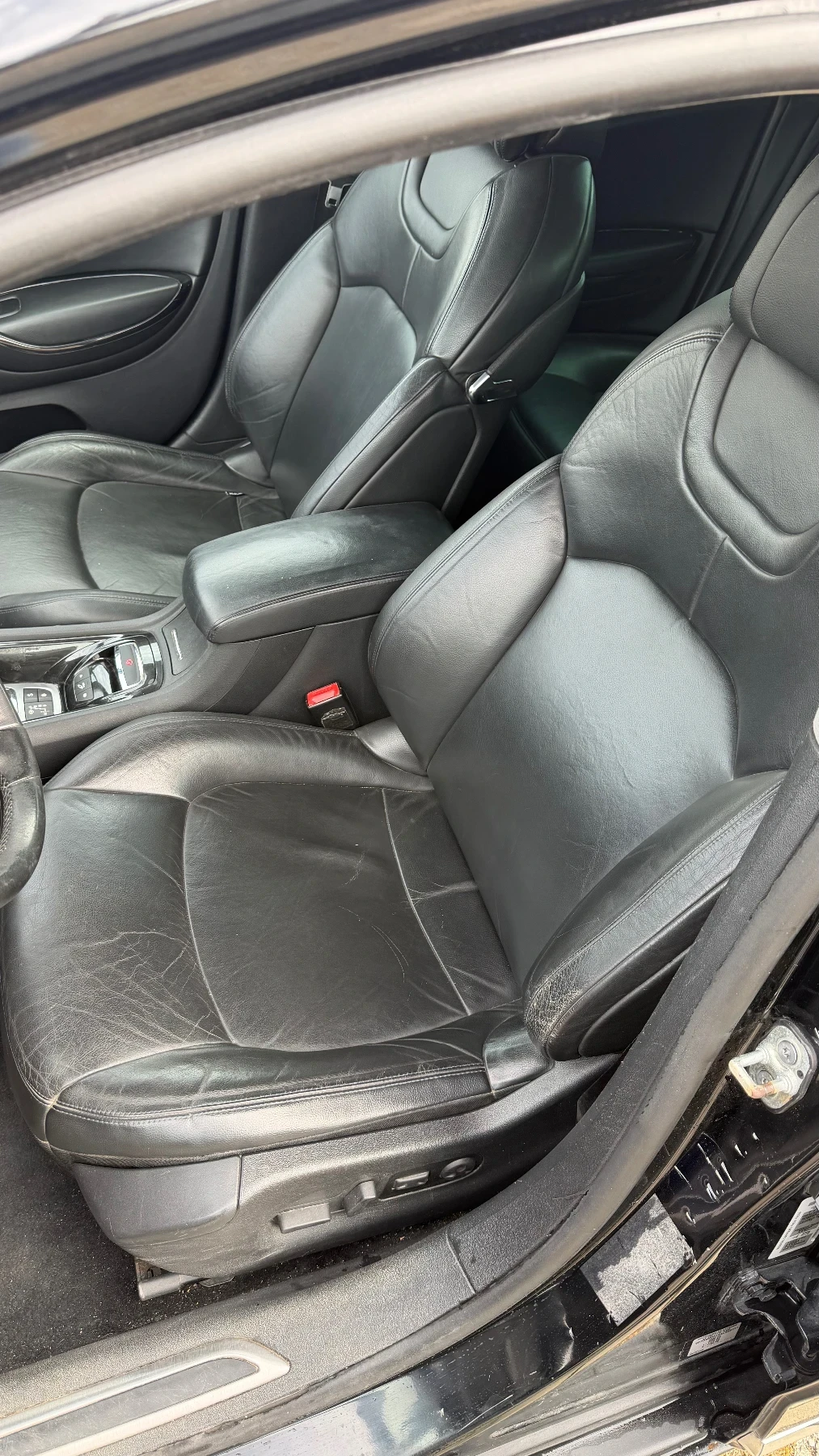 Citroen C5 2.0 HDI facelift- обслужена , снимка 6 - Автомобили и джипове - 56517643