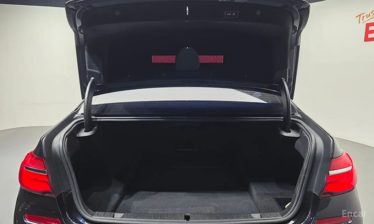 BMW 740 Li / XDRIVE / M/ HUD/ 360  /  3�TV / MASSAGE /PANO | Mobile.bg � ����������� 17