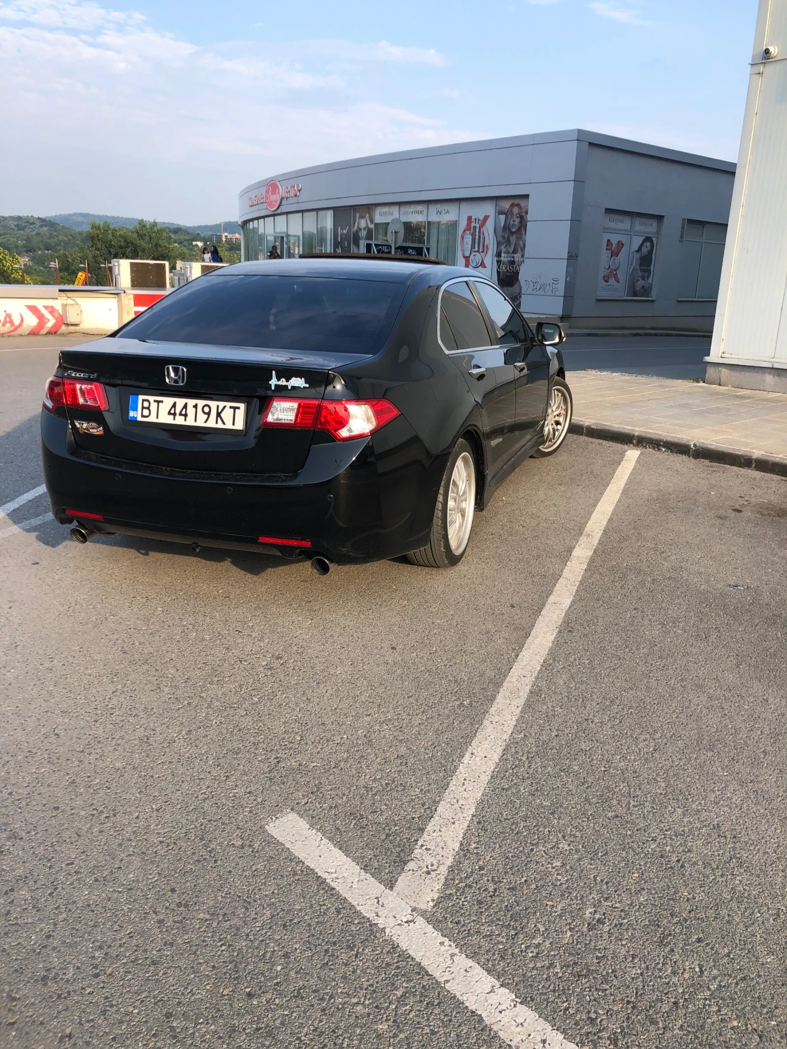 Honda Accord 2.4 201 k.с., снимка 5 - Автомобили и джипове - 56646946