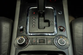 VW Touareg 3.0 TDI, снимка 14