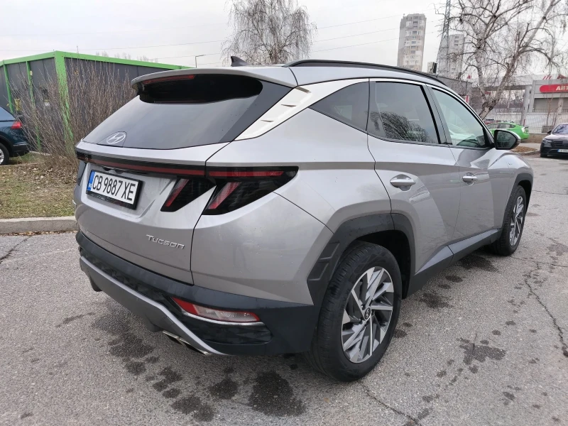 Hyundai Tucson 1.6БЕНЗИН/АВТОМАТИК /LED/NAV, снимка 5 - Автомобили и джипове - 48414830