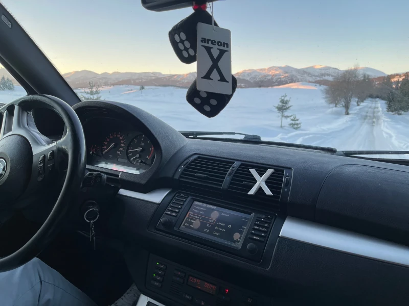 BMW X5, снимка 11 - Автомобили и джипове - 52312311