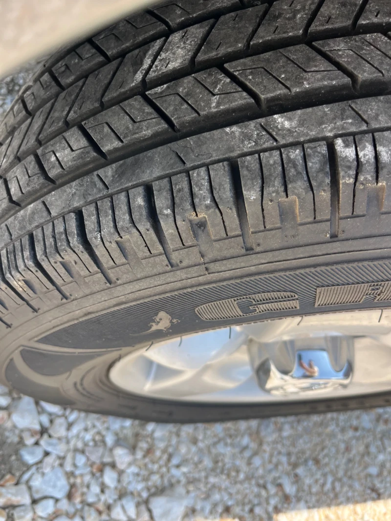 Nissan Terrano 3.0 Автомат/климатик, снимка 12 - Автомобили и джипове - 52708692