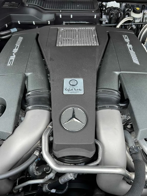Mercedes-Benz G * AMG 63 * 2 КЛЮЧА* ПОДГРЕВ* KEYLESS, снимка 13 - Автомобили и джипове - 53456528