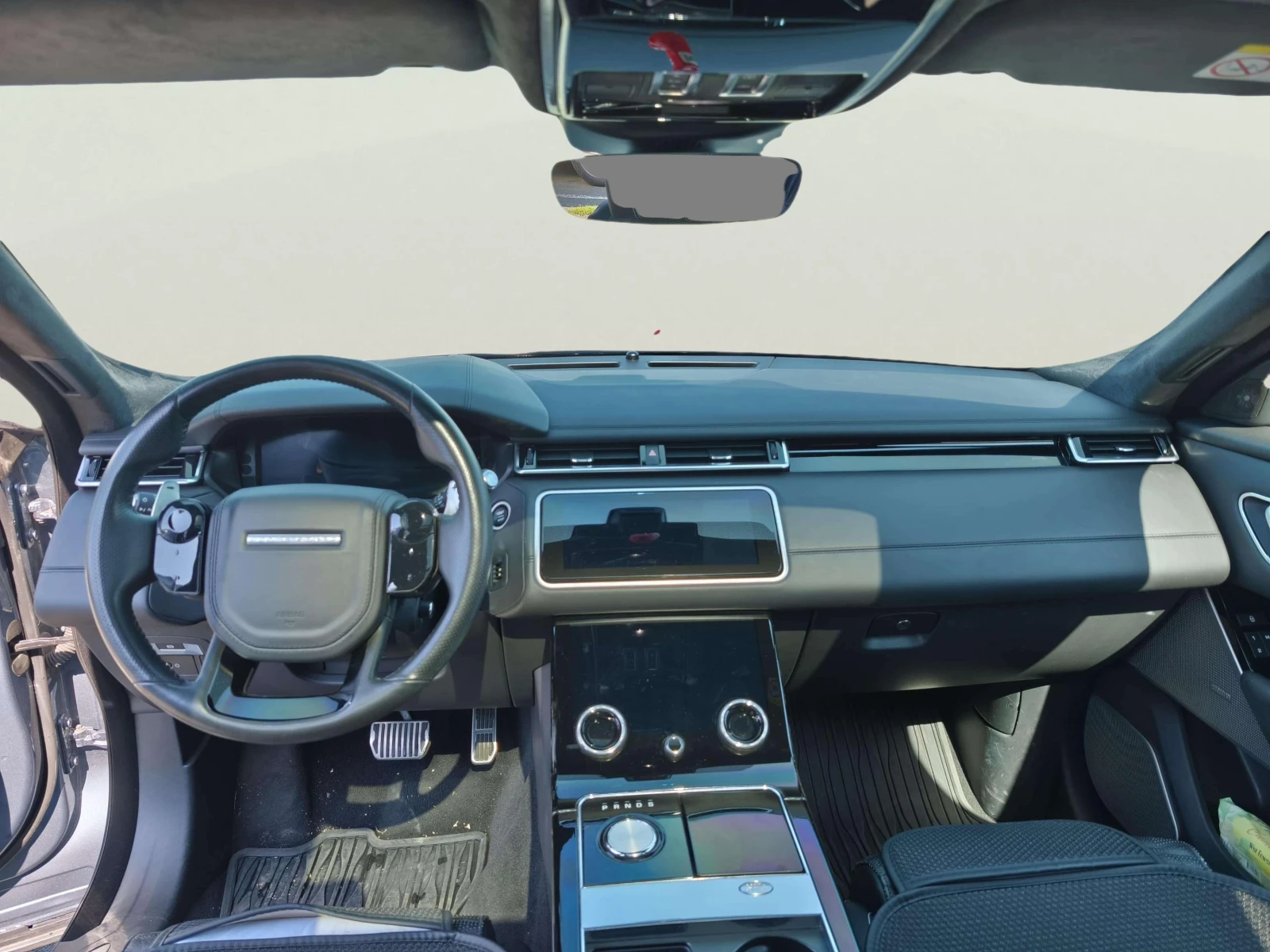 Land Rover Range Rover Velar 5 - изображение 9