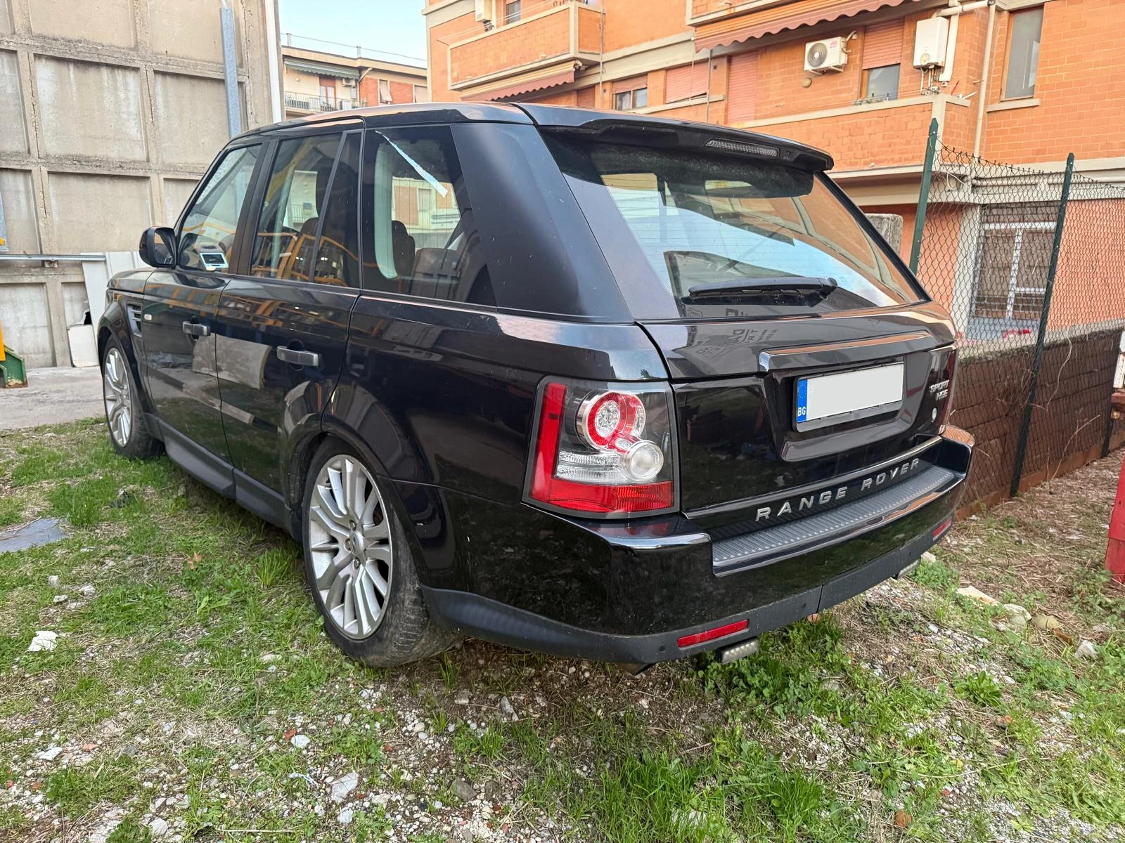 Land Rover Range Rover Sport 3.0 HSE FACELIFT - изображение 4