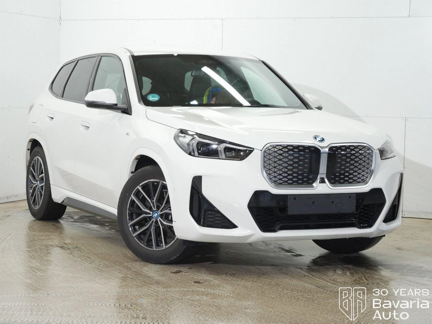 BMW iX1 30 xDrive M Sport Paket | Mobile.bg � ����������� 4