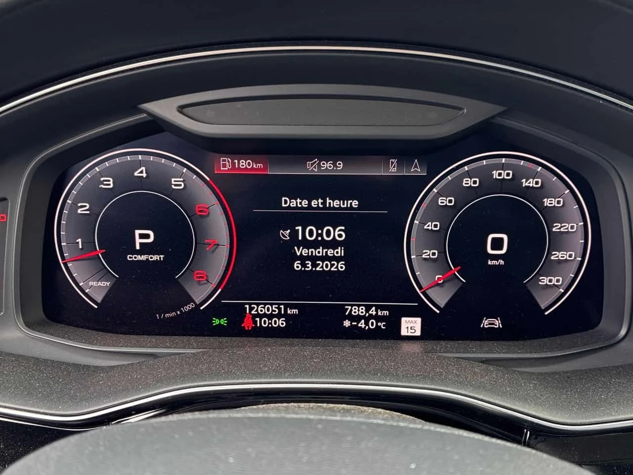 Audi Q7  Technik / DIS / 360 / MATRIX / B&O /PANO, снимка 8 - Автомобили и джипове - 53740010