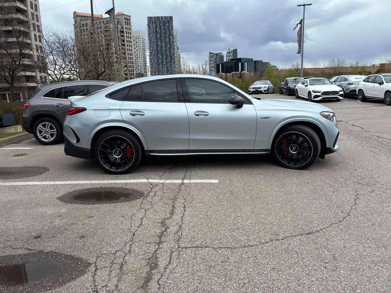 Mercedes-Benz GLC 63 AMG S * CARFAX * HEAD UP * 360 * КЛИП НА МОТОРА, снимка 3 - Автомобили и джипове - 54459685