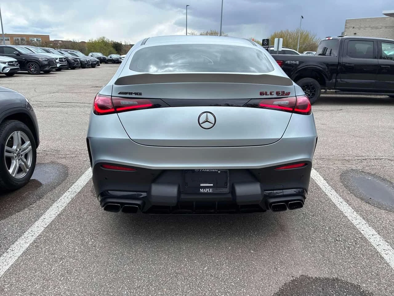 Mercedes-Benz GLC 63 AMG S * CARFAX * HEAD UP * 360 * КЛИП НА МОТОРА, снимка 4 - Автомобили и джипове - 54459685