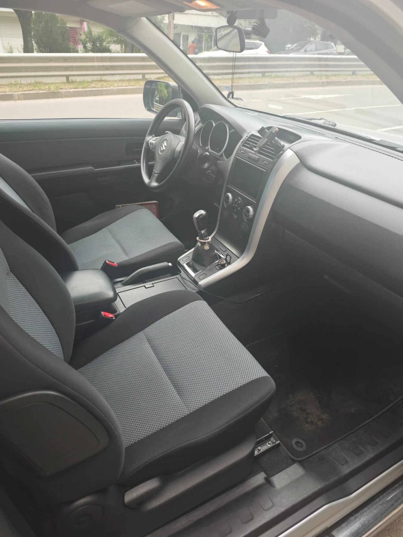 Suzuki Grand vitara, снимка 5 - Автомобили и джипове - 54542242