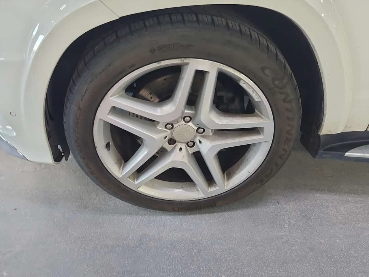 Mercedes-Benz GL 550 * ПАНОРАМА* 360 КАМЕРА* ДВА КЛЮЧА* , снимка 6 - Автомобили и джипове - 54762308