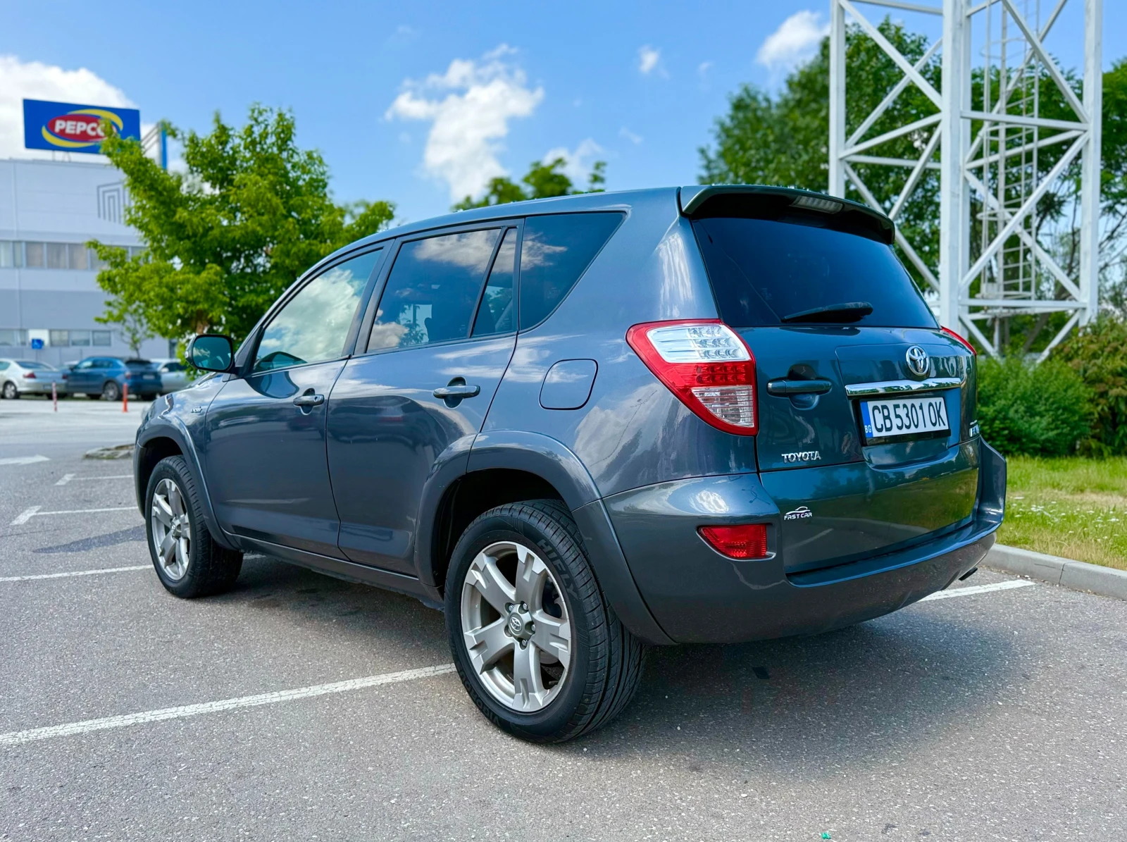 Toyota Rav4 2.2D ГАРАНЦИЯ 6 МЕСЕЦА ИЛИ 5000КИЛОМЕТРА, снимка 3 - Автомобили и джипове - 54875263