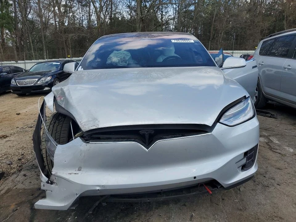 Tesla Model X, снимка 5 - Автомобили и джипове - 55046125