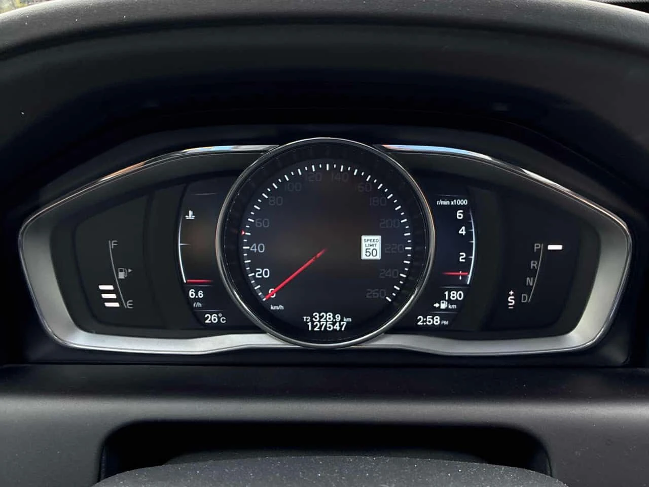 Volvo XC60 * T5 Special Edition Premier * CARFAX * АВТОКРЕДИТ, снимка 8 - Автомобили и джипове - 55397247