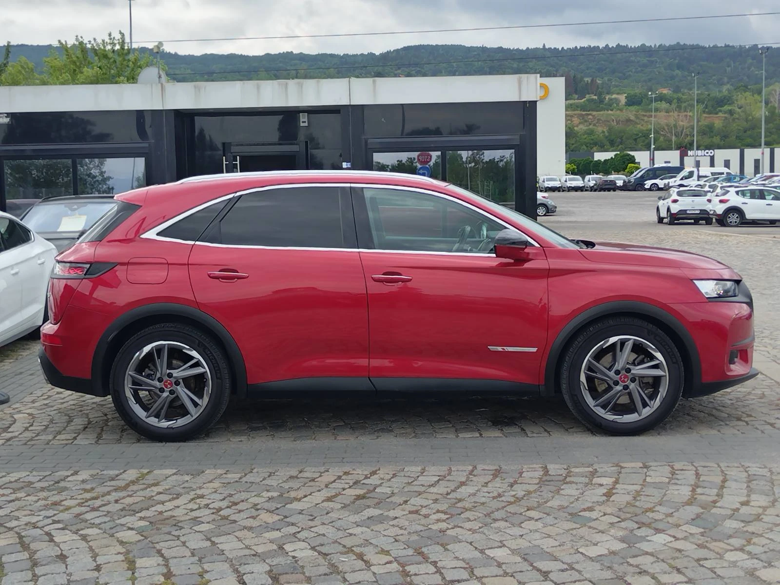 DS DS 7 Crossback 1.6.PureTech/225к.с./E-TENSE/Performance Line+ , снимка 8 - Автомобили и джипове - 55406751