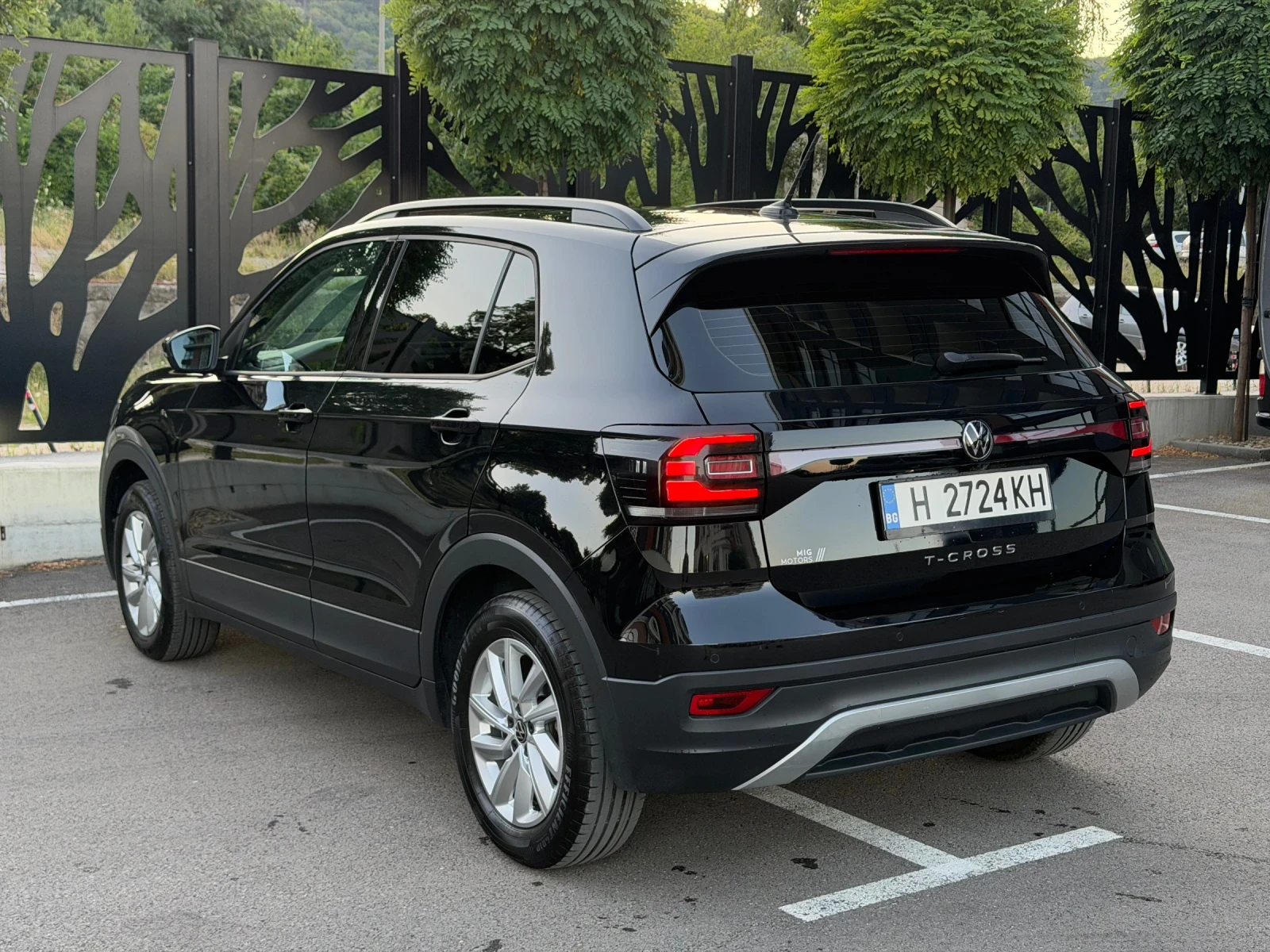 VW T-Cross 1.0 TSI DIGITAL/Автоматик , снимка 4 - Автомобили и джипове - 55504461