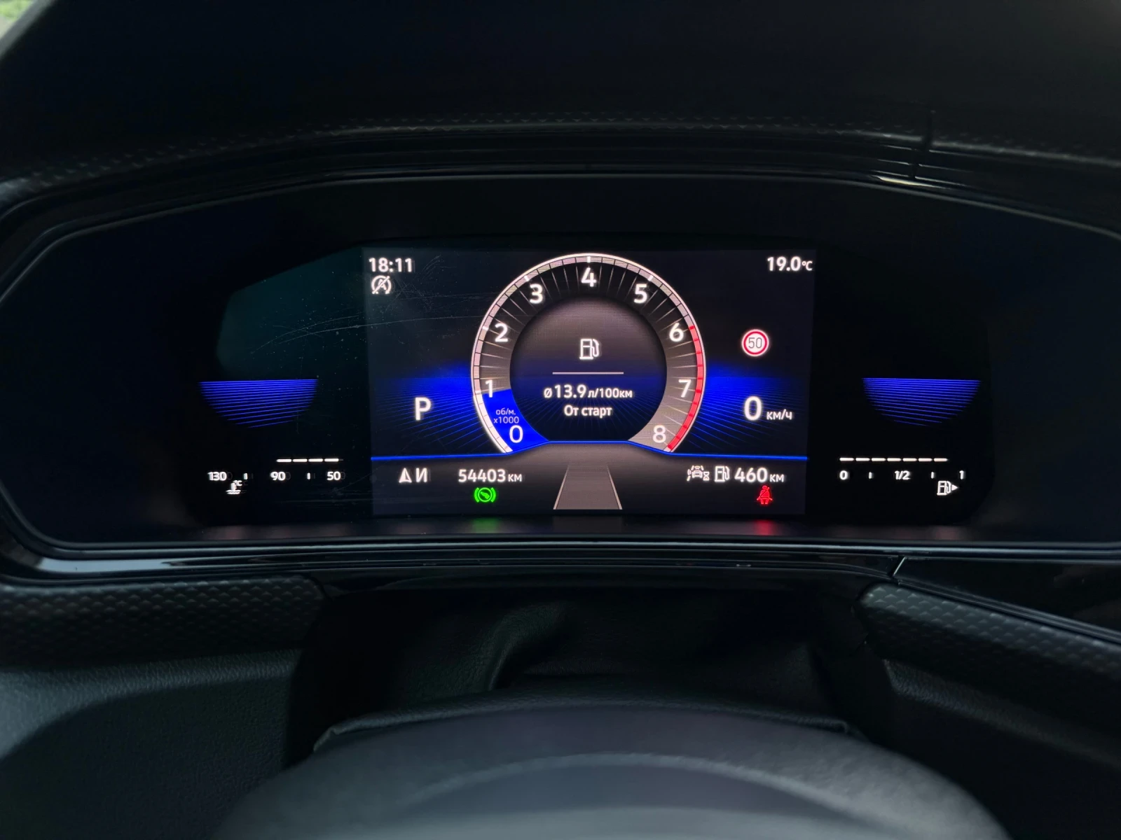 VW T-Cross 1.0 TSI DIGITAL/Автоматик , снимка 11 - Автомобили и джипове - 55504461