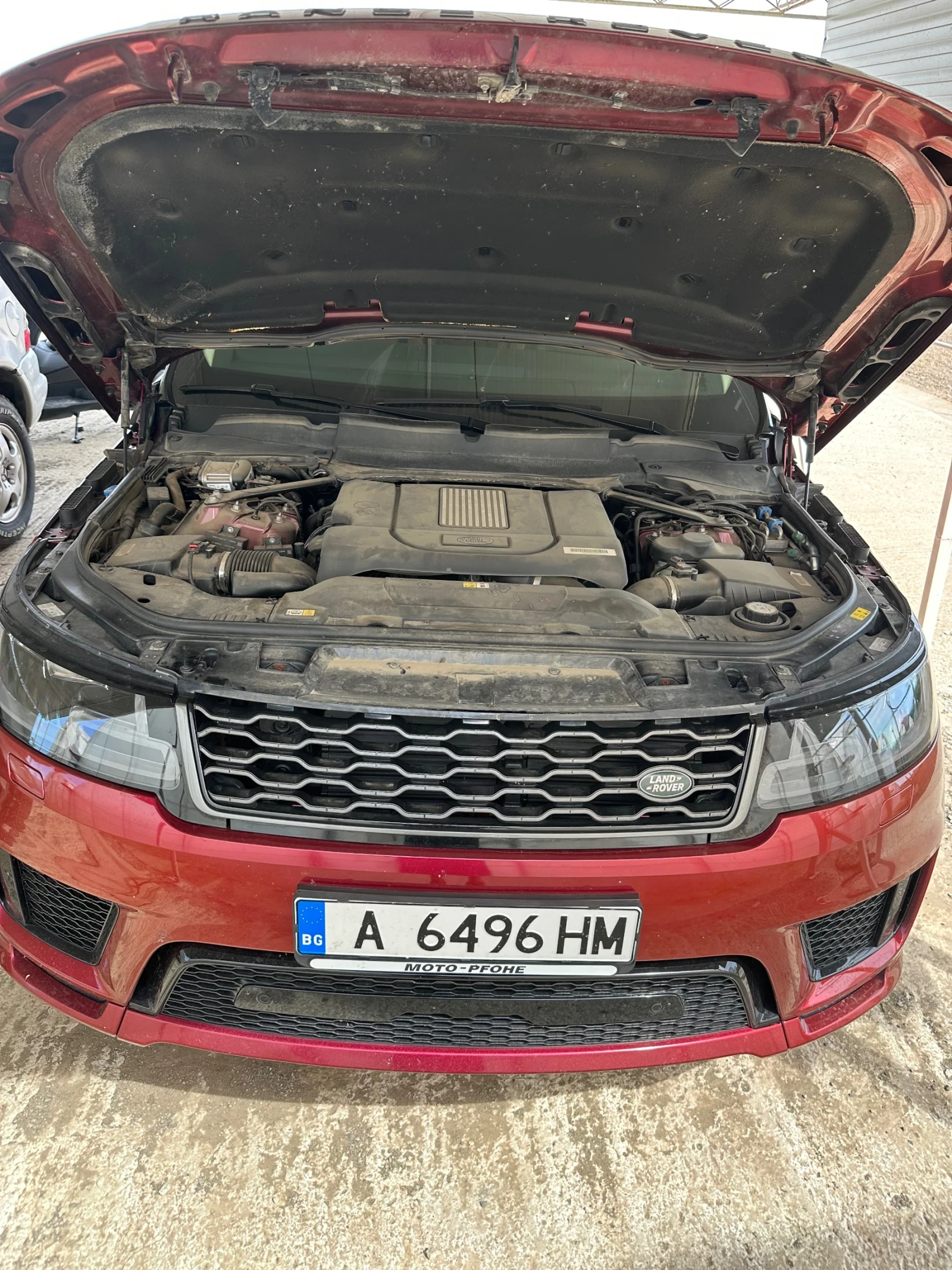 Land Rover Range Rover Sport Първи собственик, Закупена от представителството , снимка 5 - Автомобили и джипове - 55876409