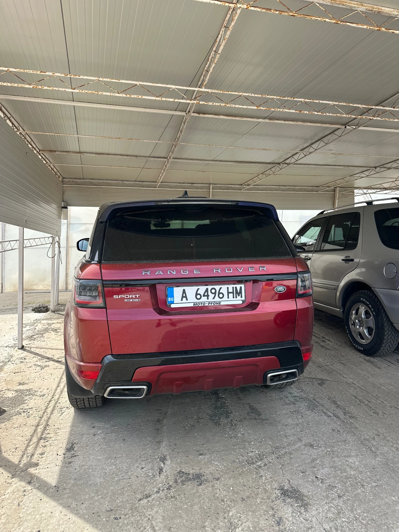 Land Rover Range Rover Sport Първи собственик, Закупена от представителството , снимка 4 - Автомобили и джипове - 55876409