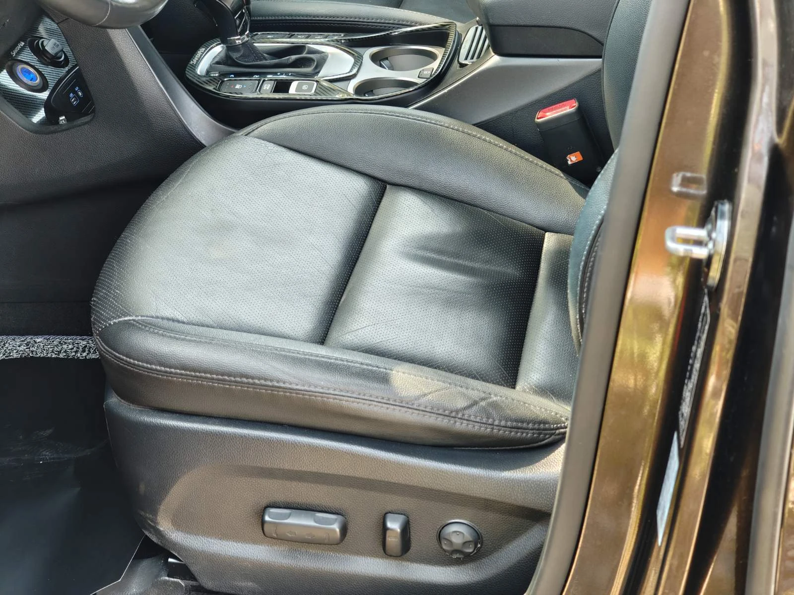 Hyundai Santa fe 2.2CRDI-4x4-113, 958 KM!, снимка 8 - Автомобили и джипове - 55902722