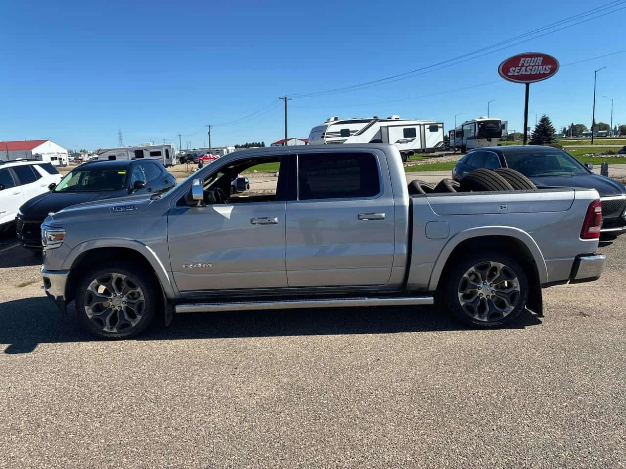 Dodge RAM 1500 * Limited Longhorn * CARFAX * ЦЕНА ДО БГ, снимка 2 - Автомобили и джипове - 56180792