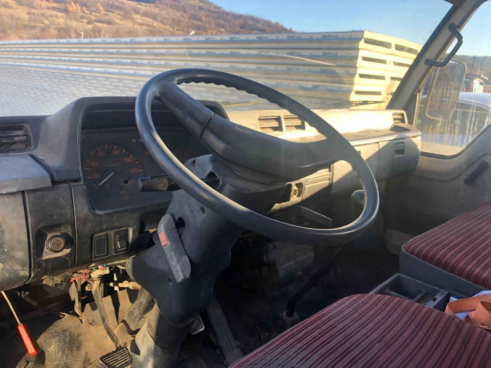 Mitsubishi Canter 2.5ТД - изображение 7