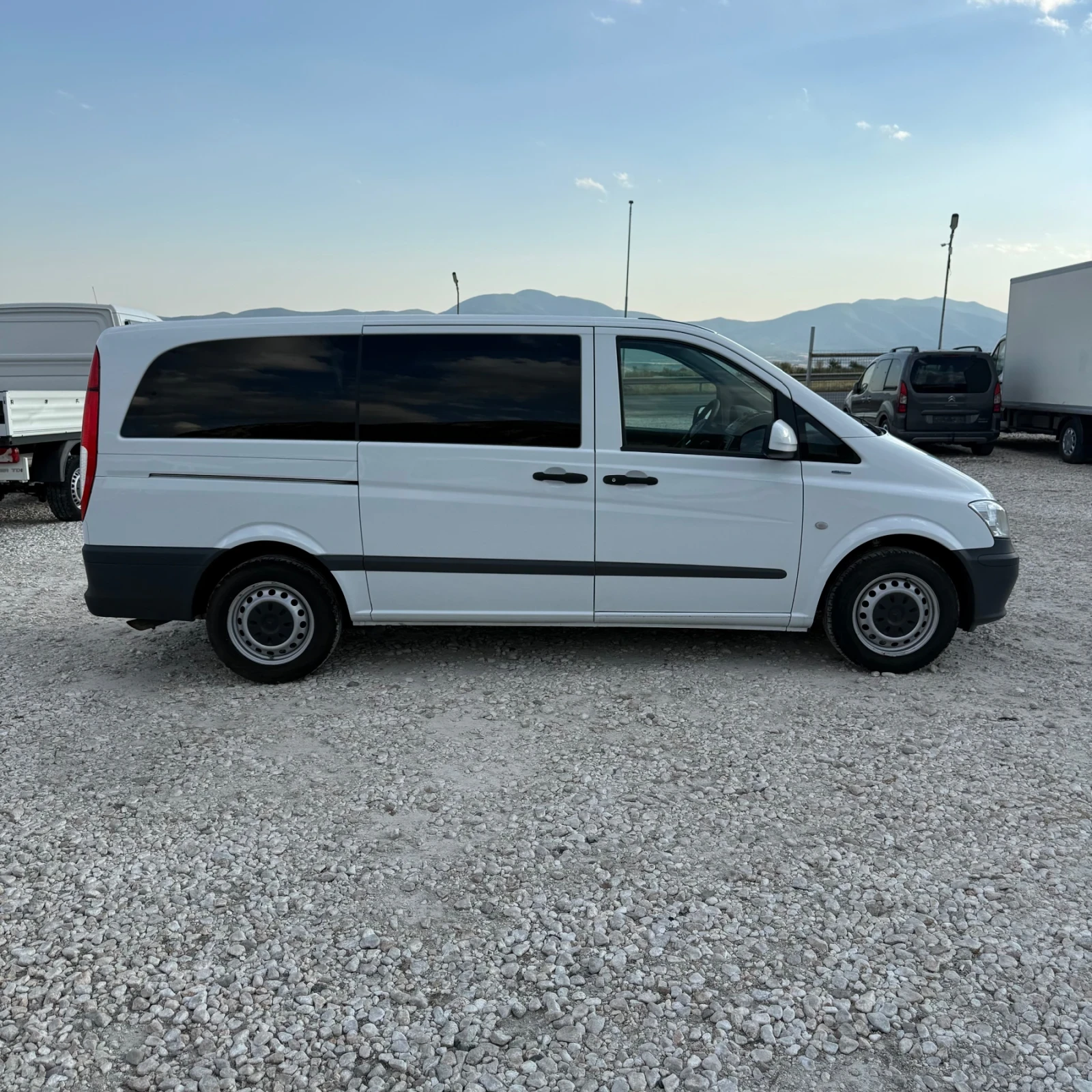 Mercedes-Benz Vito 113CDi-Клима-9местен-МАXii, снимка 6 - Бусове и автобуси - 55467024