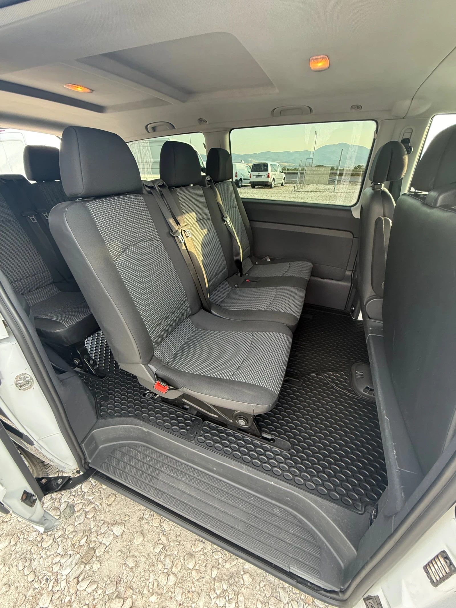 Mercedes-Benz Vito 113CDi-Клима-9местен-МАXii, снимка 9 - Бусове и автобуси - 55467024